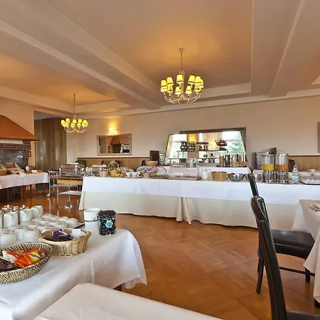 Hotel Alpina & Savoy 4*