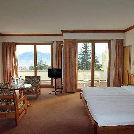 Hotell Alpina & Savoy Crans-Montana