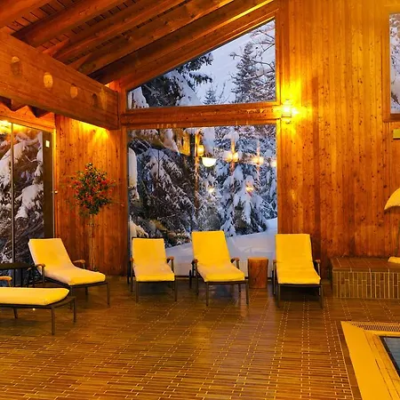 Alpina & Savoy Hotell