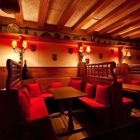 Hotell Alpina & Savoy